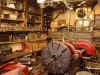 02shop01.jpg (71387 bytes)