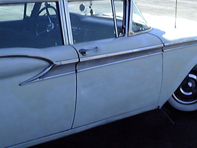 rside01.jpg (58251 bytes)